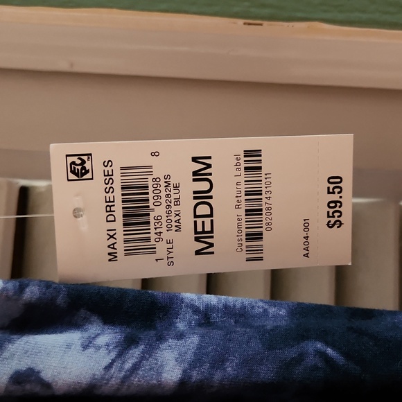 Tank maxi dress. - Picture 3 of 6